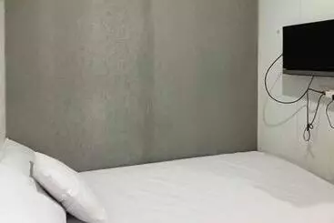 ホテル Mulia Kendari Mitra Reddoorz