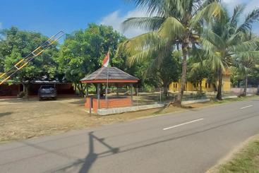 Szálloda Aa Bungsu Syariah Balekambang Ciletuh Sukabumi Redpartner