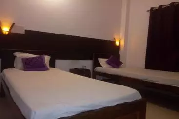 Hotel Oyo 82206 Aditya Guest House