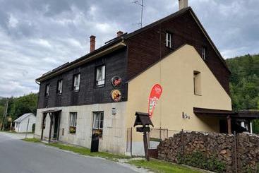 Retkeilymaja Penzion Hájenka