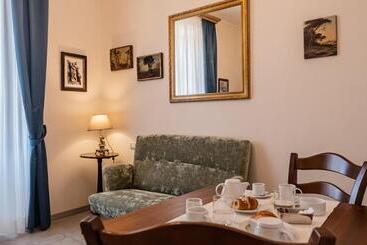 住宿加早餐 Palazzo Dei Pavoni, Relais Di Charme