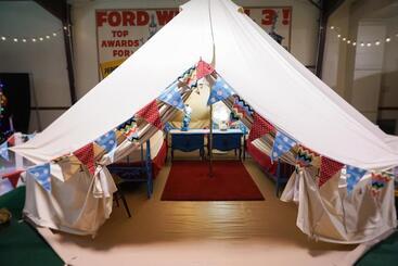 فندق صغير Lone Star Glamp Inn