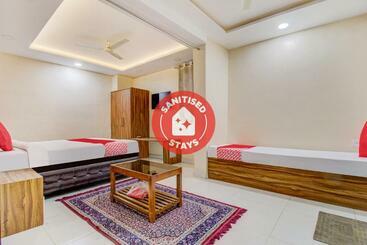 Hotelli Oyo 81625  Radhika