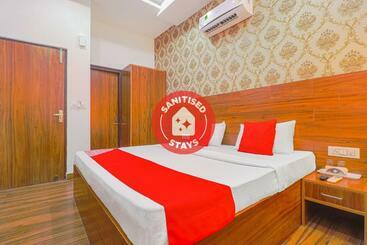 Hotel Oyo 81665  Fusion