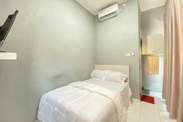 هتل Pelangi Guest House Palembang Redpartner