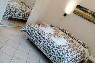 پانسیون Guest House Tricolore