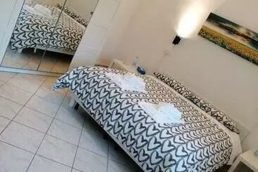 پانسیون Guest House Tricolore