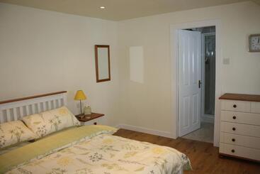 アパートホテル Ardgarry Farm