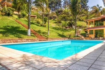 Hotel Otro Rollo En Jilotepec By Rotamundos