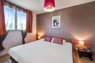 هتل آپارتمان Appart City Classic Marseille Aéroport  Vitrolles