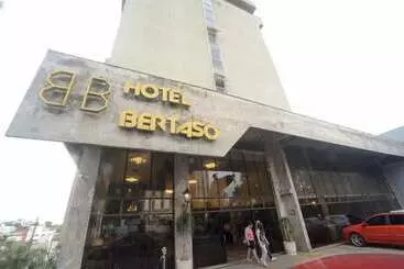 ホテル Bertaso