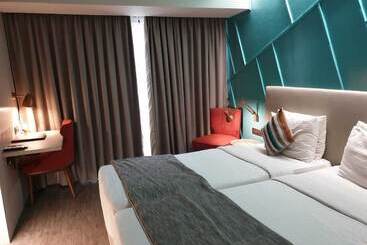 Hotel Yogi Metropolitan