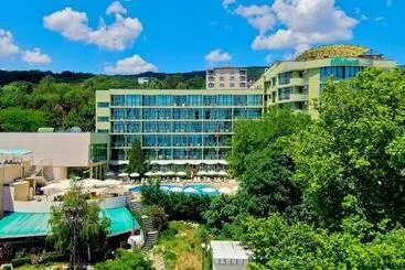 Palm Beach Hotel All Inclusive With Free Beach Package & Private Beach