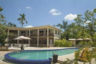 فندق Black Orchid Resort