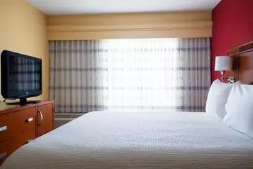 Hotel Courtyard By Marriott Indianapolis Airport