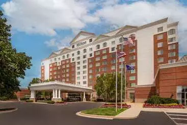 فندق Hilton Columbus/polaris