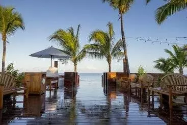 ホテル Ocean Club West