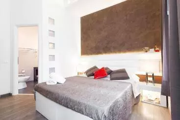 פונדק Town House Fontana Di Trevi