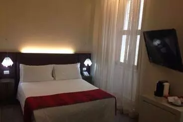 בית מלון כפרי Navona Palace Luxury Inn