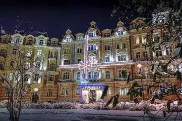 فندق Carlsbad Plaza Medical Spa & Wellness