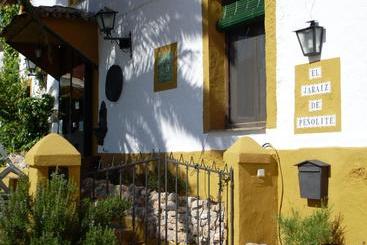 Отель El Jaraíz De Peñolite