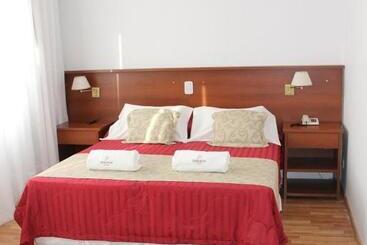 ホテル Hostal Del Sol Spa