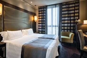 酒店 Uptown Palace