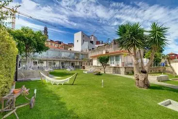 Aparthotel Oca Vitoria Village