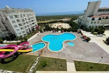 Hotel Watercastle Suits