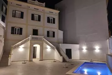 Otel Amano Maison Carrée