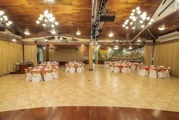 Отель Casa Roland Golfito Resort