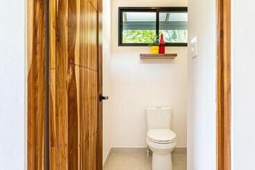 아파트호텔 The Sutton   Boutique Jungle Experience