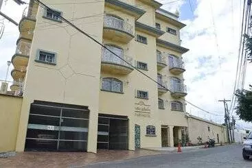 هتل Suites La Aurora