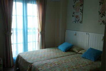 Apartamentos Leo Los Pelicanos