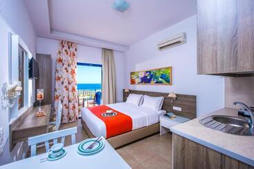 Hotel Astra Village & Suites
