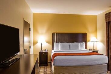 فندق Comfort Suites Simpsonville   Greenville