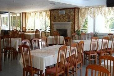 בית מלון כפרי Pliska All Inclusive