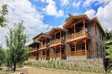 Hotel 8fold By Larisa, Jibhi