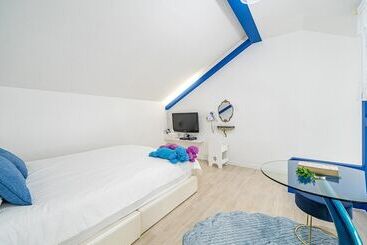 Namhae Opera House Pension