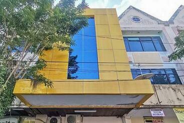 호텔 Good Sleep Balikpapan Mitra Reddoorz