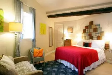 Hotel Maison De Textile