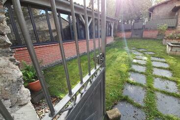 ベッドアンドブレックファースト L Inattendu