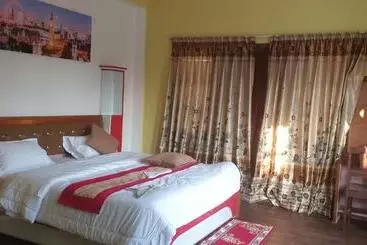 Hotel London House Resort