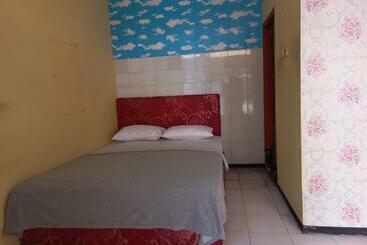 Hotel Oyo 90757 Am Key Villa Tretes 1