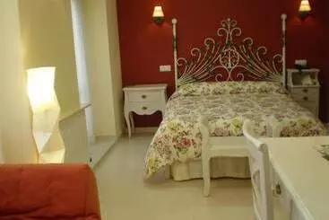 Сельский отель Rural La Consulta De Isar