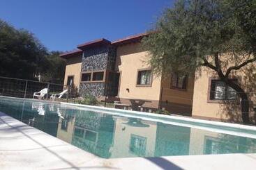 Lägenhetshotell Cabañas Corazon De Maria