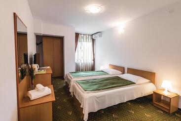 Hotel Raza De Soare