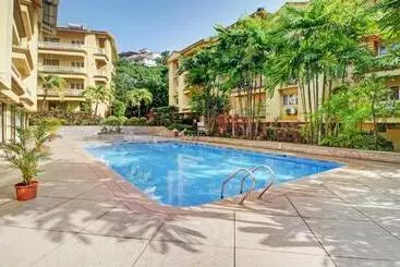 Hotel Golden Landmark Green Valley Beach Resort