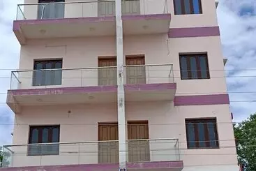 Hotelli Vairavel Residency