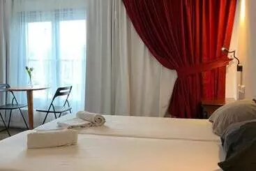 هتل Restaurant Old Bridge